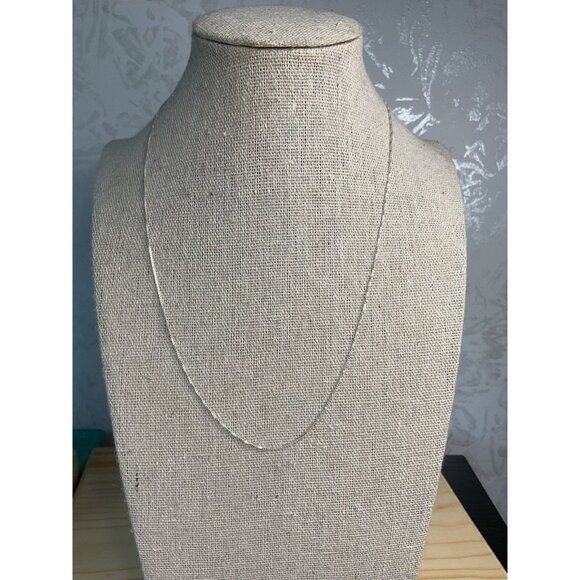18" Silver 925 Box Chain Necklace Delicate Simple Elegant Classy - Picture 1 of 6
